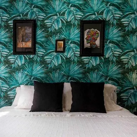 Pink Salt - Winter By The Sea