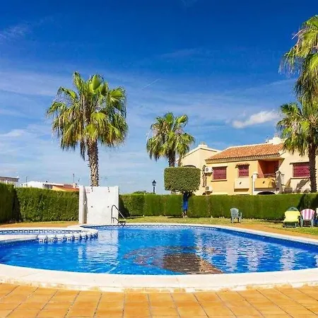 Pink Salt - Winter By The Sea * Torrevieja