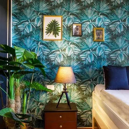 Pink Salt - Winter By The Sea * Torrevieja